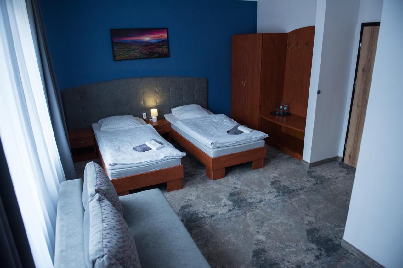 Hotel Paradiso Suchedniów Екстериор снимка
