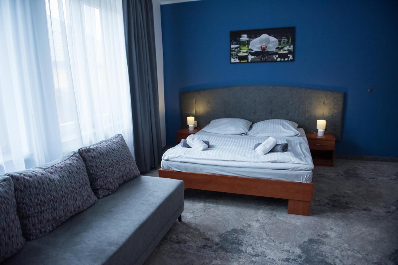 Hotel Paradiso Suchedniów Екстериор снимка