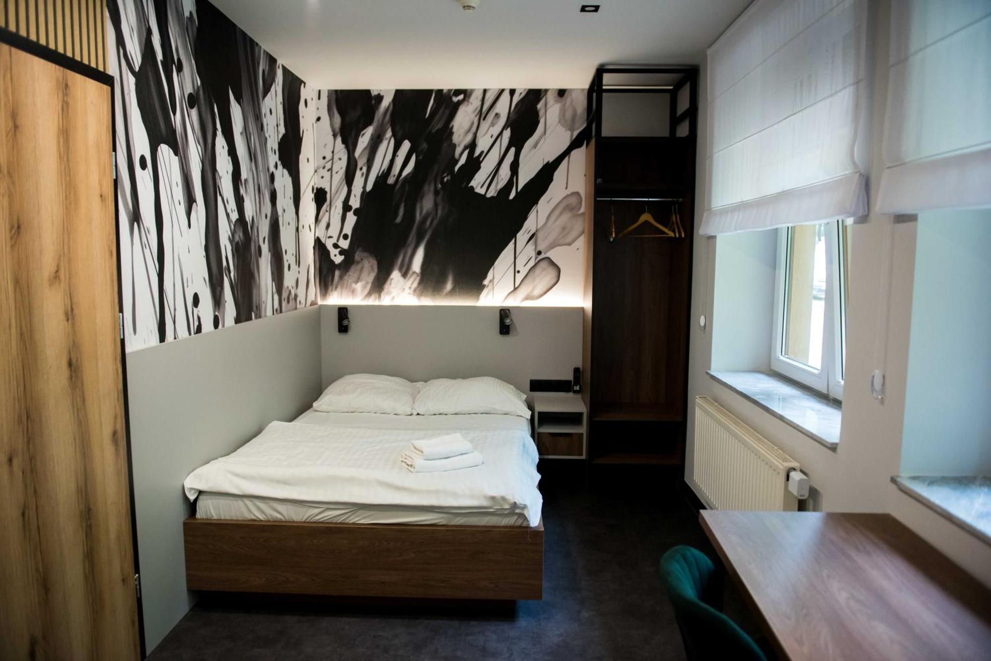 Hotel Paradiso Suchedniów Екстериор снимка