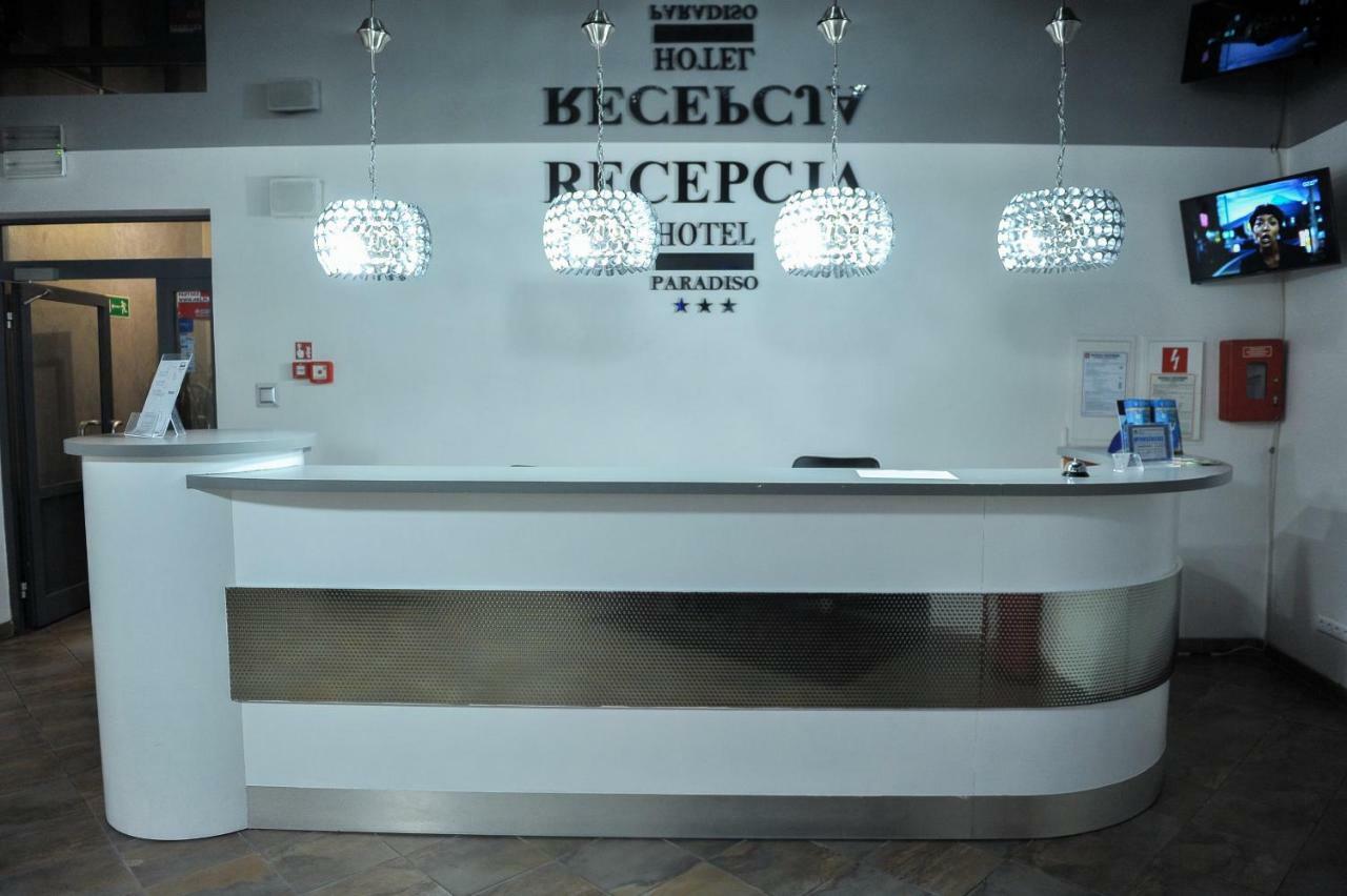Hotel Paradiso Suchedniów Екстериор снимка